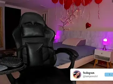 Stripchat Watch Live Sex Cams of charolbruce_1