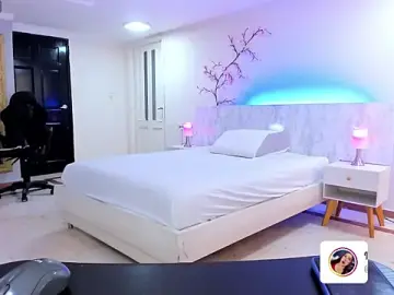 Stripchat Live Porn of charolbruce_1