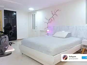 Stripchat Watch Live Sex Cams of charolbruce_1
