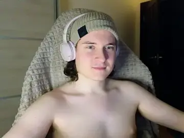 Stripchat Free Live Porn of MoreRealAlex