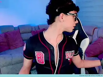 Stripchat Sex Cam of Niico_Cruz