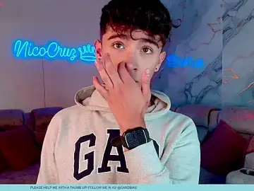 Stripchat Best Webcam of Niico_Cruz