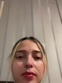 Stripchat Adult Video Chat of Irisweet_