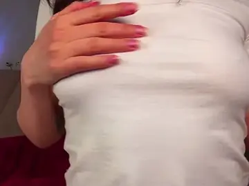 Stripchat Sex Cam of LolaTeaseX