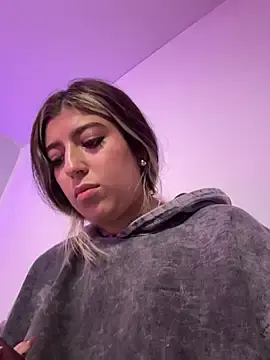 Stripchat Free Live Porn of Bella__Lane