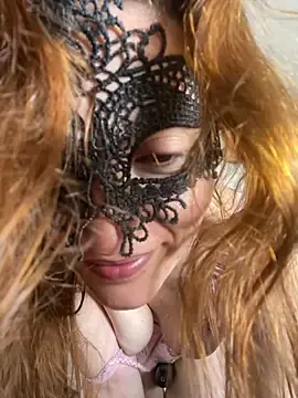 Stripchat Live Sex Cam of Miacarry