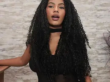 Stripchat Sex Cam of HOTBLACKANDWHITE2