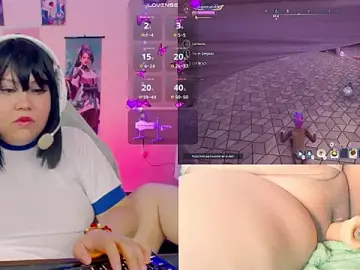 Stripchat Live Sex Cam of crystal7u7