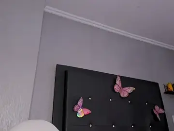 Stripchat Live Sex Cam of emma_lye