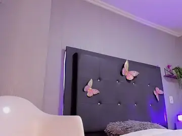 Stripchat Best live sex cam show of emma_lye