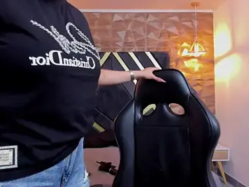 Stripchat Best Webcam of Emmaa_white_