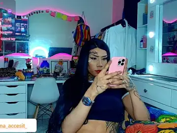 Stripchat Sex Chat of caroline_cossei