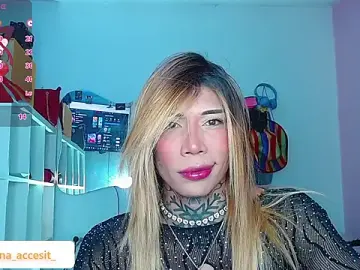 Stripchat Best live sex cam show of caroline_cossei