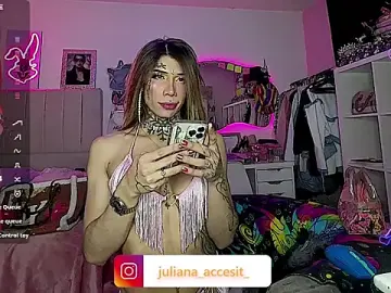 Stripchat Free Live Porn of caroline_cossei