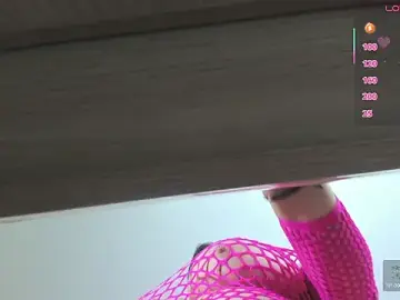Stripchat Best Webcam of MAGIEVANS1
