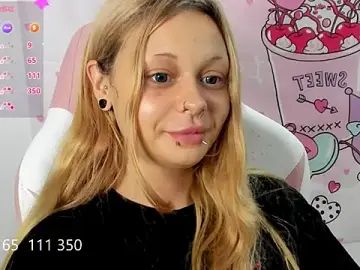 Stripchat Adult Webcams of MelonyEmo