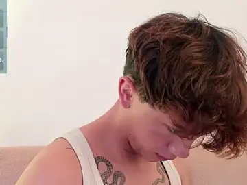 Stripchat Adult Webcam of Tomy_Rox