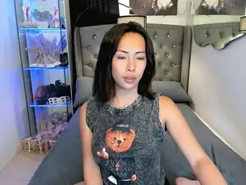 Stripchat Sex Cam of reighnempress