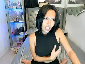 Stripchat Free Live Porn of reighnempress