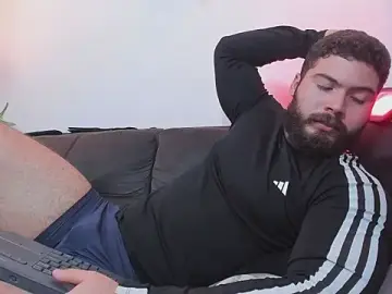 Stripchat Live Sex of SebastianVilla_