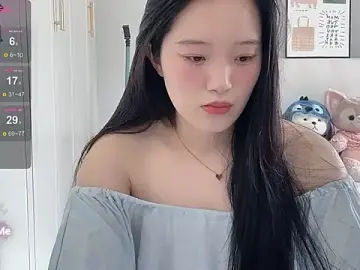 Stripchat Watch Live Sex Cams of --bee--