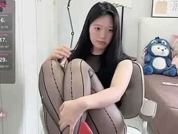 Stripchat Live Sex of --bee--