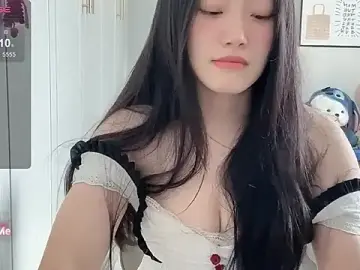 Stripchat Free Live Porn of --bee--