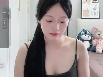 Stripchat Free Live Porn of --bee--