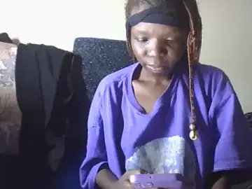 Stripchat Free Porn Cam of Baddie_Floxxy