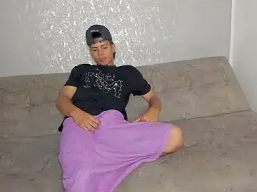 Stripchat Adult Webcams of pelusos_mens