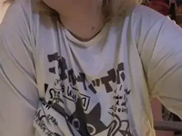 Stripchat Free Porn Cam of ELLIEJAY