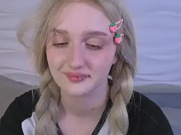 Stripchat Sex Cam of ELLIEJAY