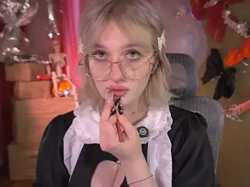 Stripchat Live Sex of ELLIEJAY
