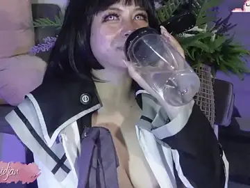 Stripchat Watch Live Sex Cams of Loidjanne