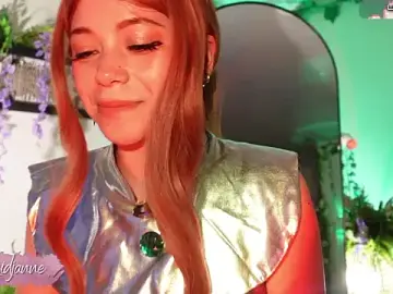 Stripchat Free Porn Cam of Loidjanne