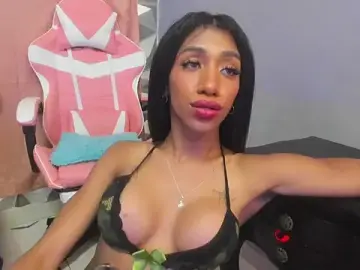 Stripchat Sex Cam of Cleo-Escobar