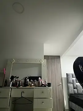Stripchat Free Porn Cam of rossth1