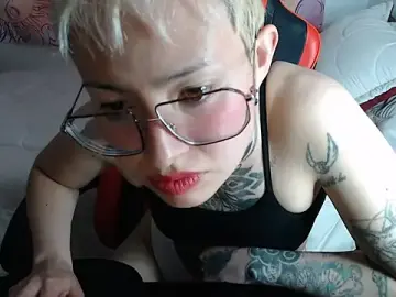 Stripchat Live Sex Cam of ArrangedFoot