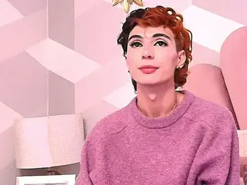 Stripchat Best live sex cam show of KylieMonnett