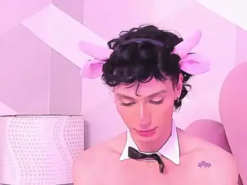 Stripchat Best live sex cam show of KylieMonnett