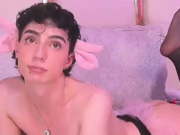 Stripchat Adult Webcam of KylieMonnett