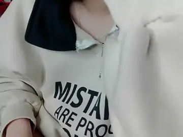 Stripchat Sex Cam of hilyti12