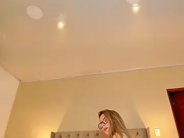 Stripchat Live Sex Cam of Jenna1_