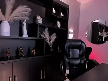 Stripchat Watch Live Sex Cams of SarahRhodes_