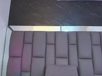 Stripchat Live Sex Cam of _MiaBrown_