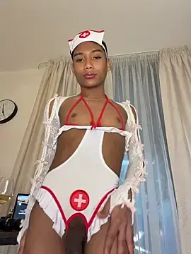 Stripchat Live Sex Cam of alejo_cute