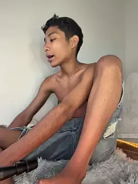 Stripchat Live Porn of alejo_cute