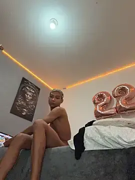 Stripchat Nude Webcam of alejo_cute