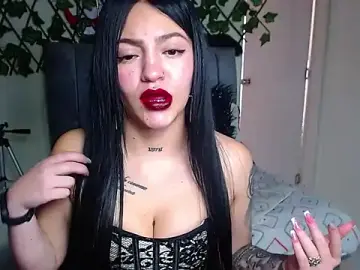 Stripchat Sex Cam of Violettasquirt