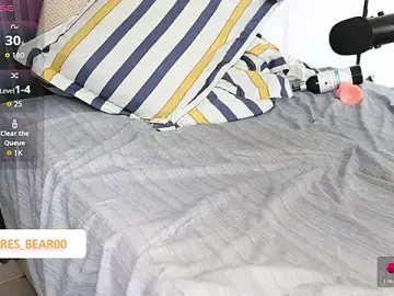 Stripchat Live Sex of Little_Bear00